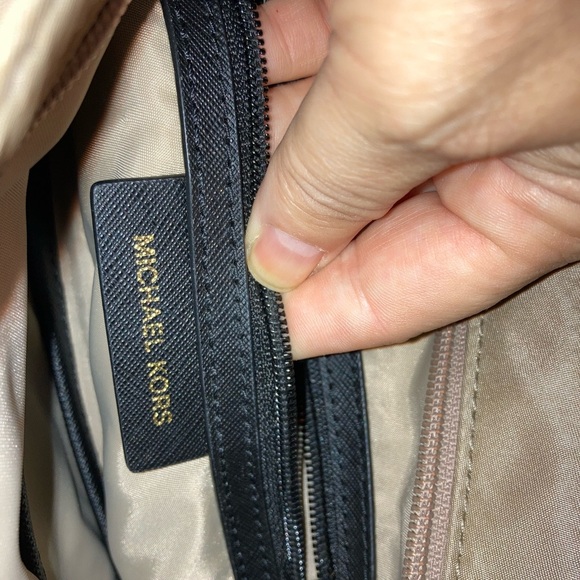 Michael Kors Tan and Black Crossbody Bag - Picture 3 of 6